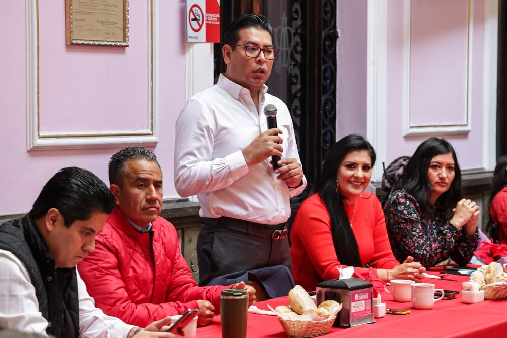 Néstor Camarillo dijo las razones por las que ya no propusieron un perfil para la gubernatura de Puebla | Foto: Agencia Es Imagen para El Universal Puebla