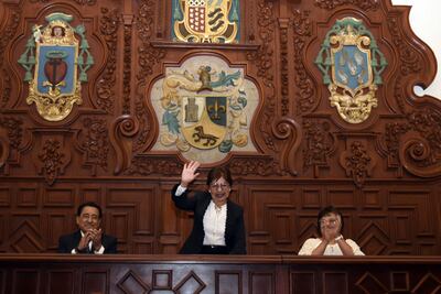 Preparatoria Benito Juárez García recibe reconocimientos a su generación 1974-1976