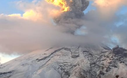 Volcán Popocatépetl registra dos espectaculares explosiones