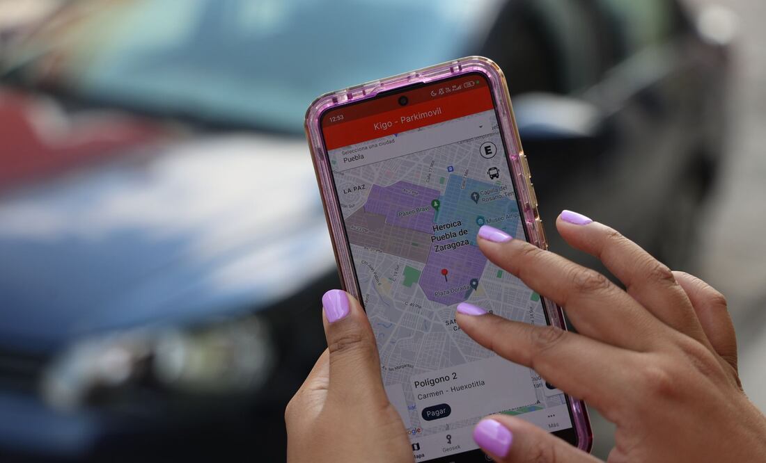 Para realizar el uso de los parquímetros, es necesario registrarse en la app Kigo | Foto: EsImagen