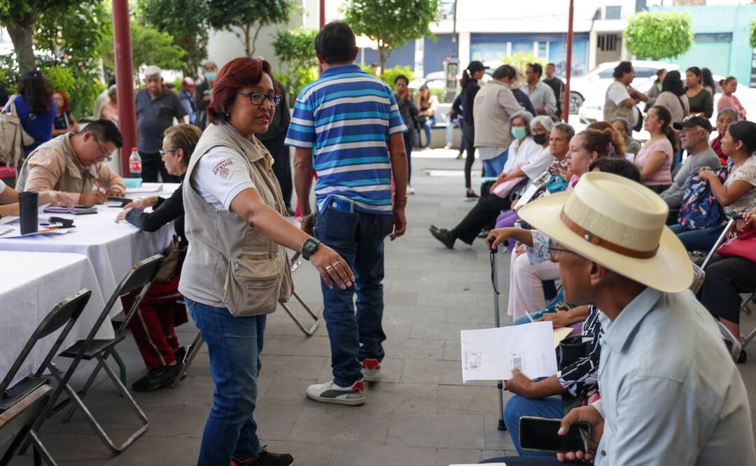 La inscripción a los programas de Pensión del Bienestar tendría un ajuste en 2025 / Foto: EsImagen