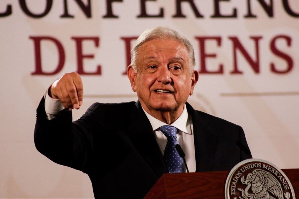 Andrés Manuel López Obrador habló sobre la organización Antorcha Campesina | EsImagen