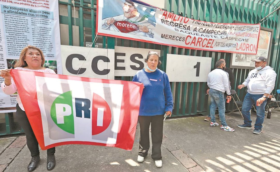Militantes del PRI llaman a solucionar el conflicto interno. Foto: ARCHIVO EL UNIVERSAL