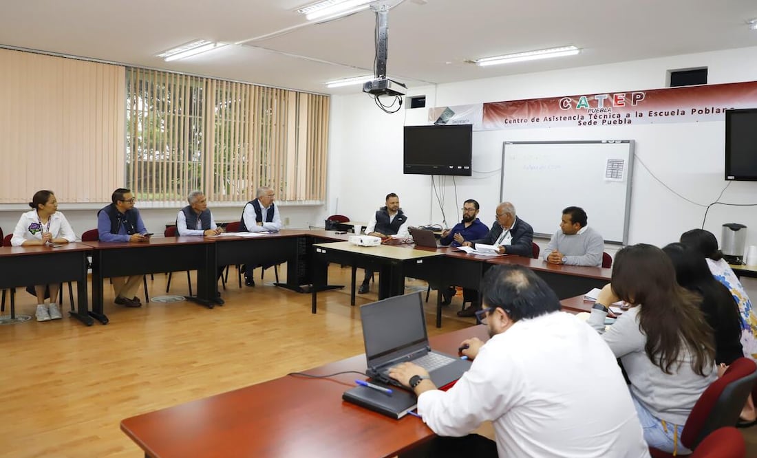 Movilidad e Infraestructura, SEP y CAPCEE sostienen reunión | Foto: Ayuntamiento de Puebla