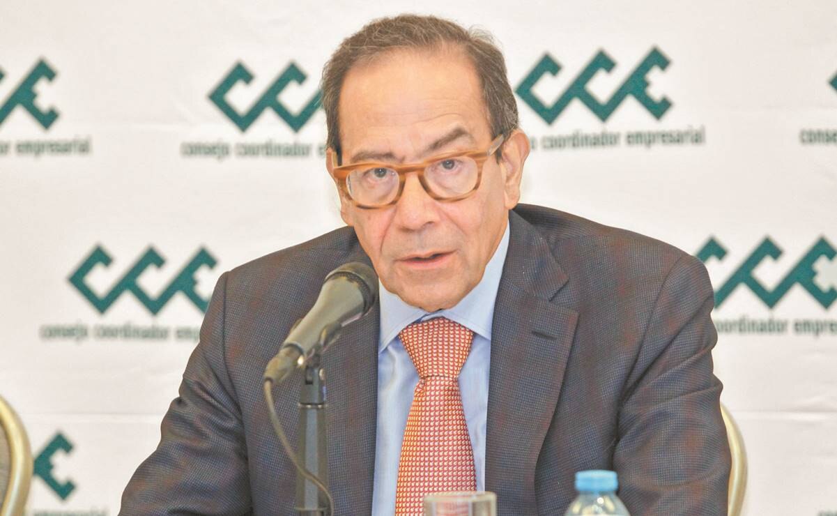 Carlos Salazar sugiere promover una educación adecuada. Foto: Archivo/ El Universal.