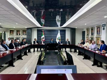 Entrega SEP 42 reconocimientos de Validez Oficial a 18 universidades privadas