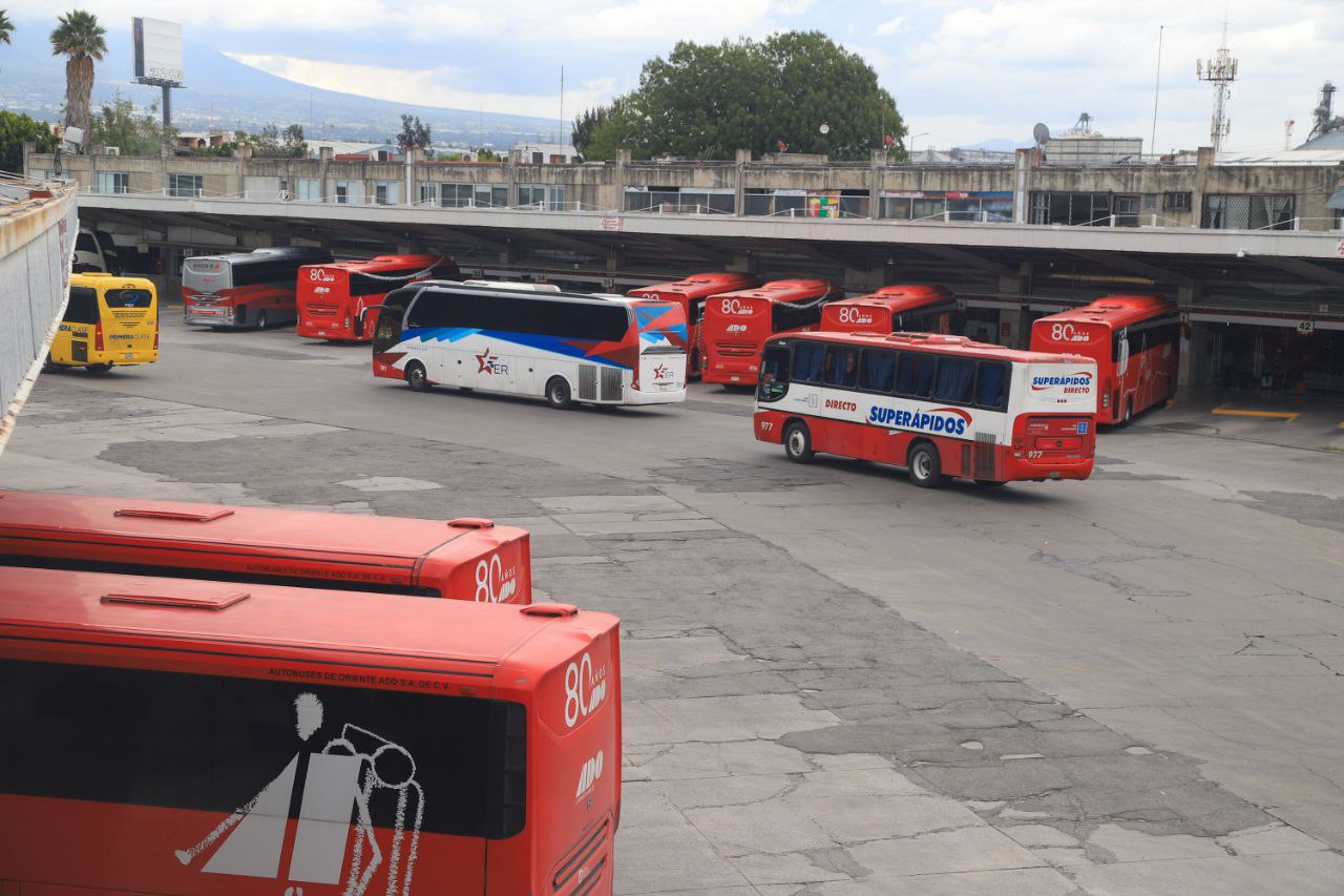 Compañía de autobuses ofrece viajes de CDMX a Puebla para comprar ropa buena y barata