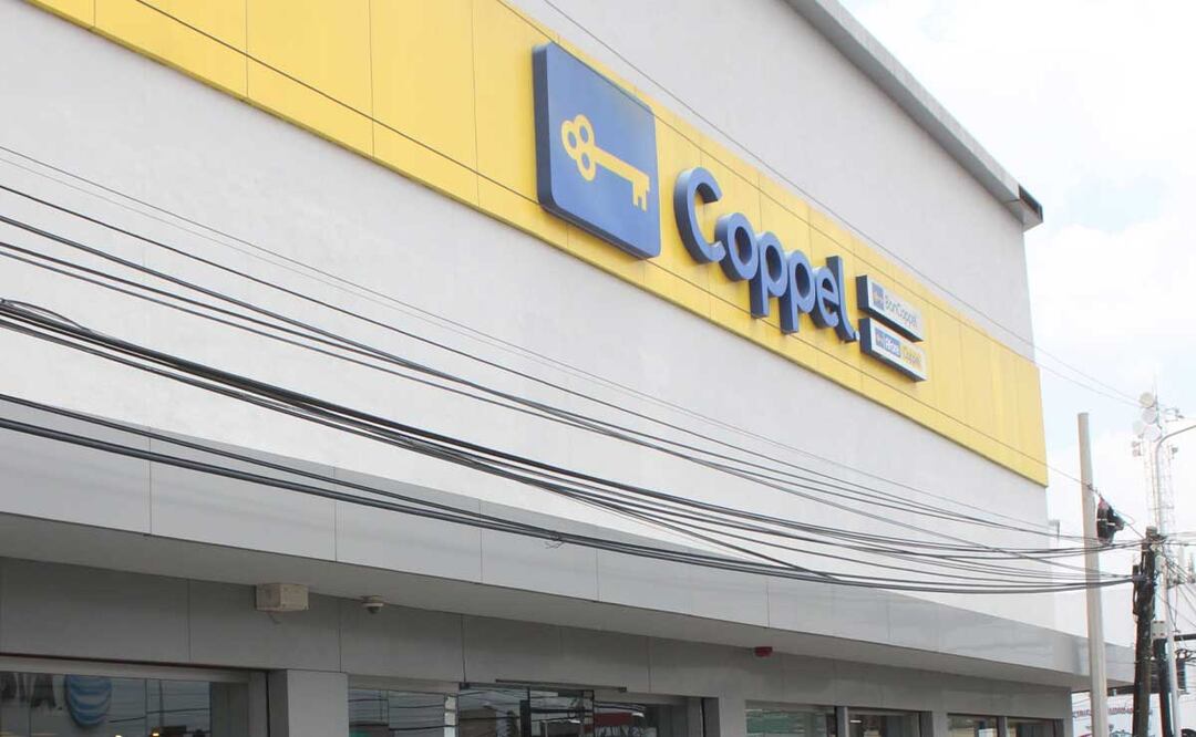 Los papelitos de advertencia son una forma de hostigar al comprador y aunque tenga retrasos en sus pagos no es legal esta acción | Foto: Agencia Es Imagen para El Universal Puebla