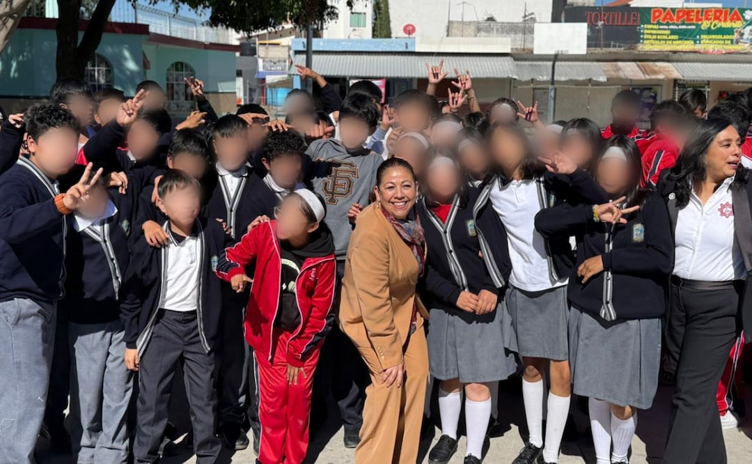 La secretaria refrendó su compromiso de construir un futuro con más oportunidades para todos | Foto: Gobierno del Estado