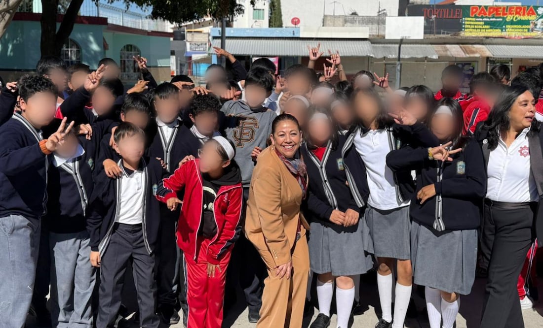 La secretaria refrendó su compromiso de construir un futuro con más oportunidades para todos | Foto: Gobierno del Estado