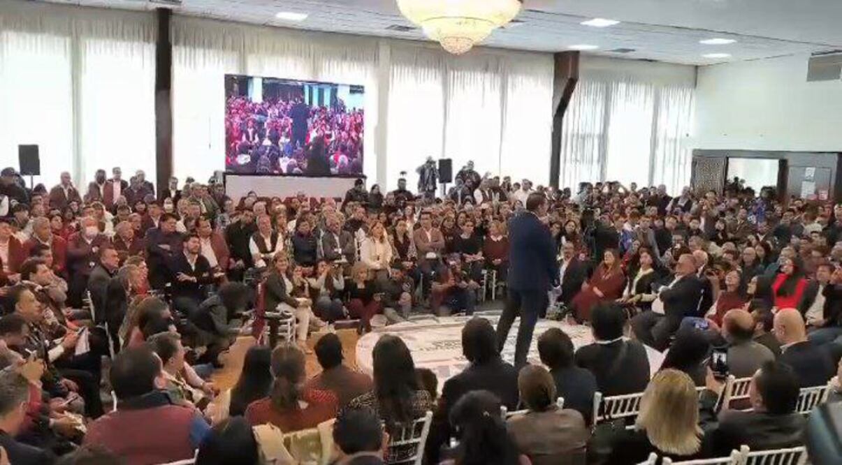 Alejandro Armenta organizó un foro sobre migración en el Centro Libanés | Foto: Video EsImagen