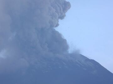Esta es la estrategia de AMLO en caso de erupción del volcán Popocatépetl
