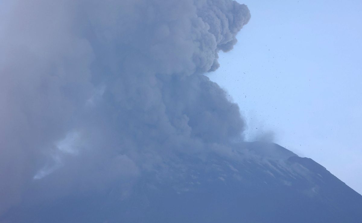 Esta es la estrategia de AMLO en caso de erupción del volcán Popocatépetl