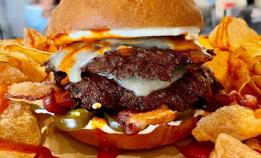 La salsa Cholula está en las muchas de las mesas de la Unión Americana | Foto: Facebook Cholula Hot Sauce