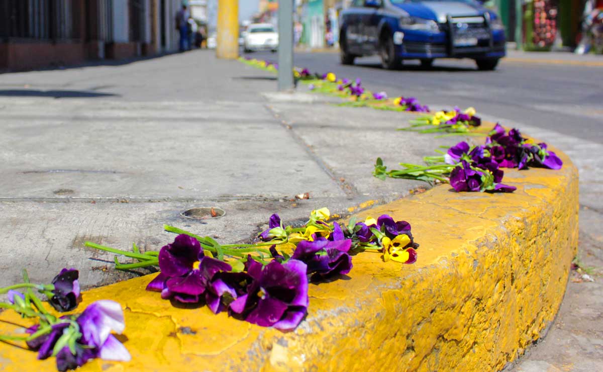 FLORES EN VIERNES DE CUARESMA