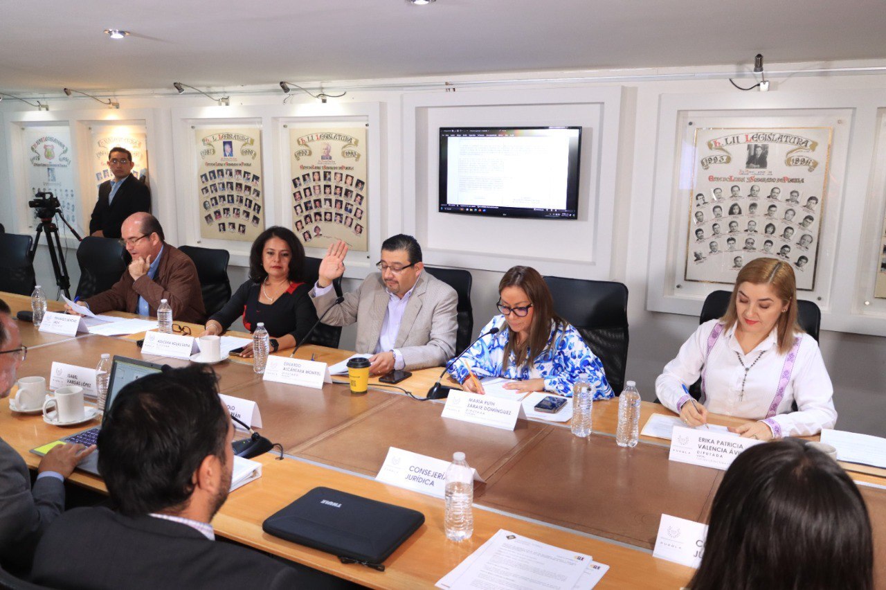 Aprueban en Comisión del Congreso que Secretaría de Movilidad y Transporte establecerá tarifas de grúas y corralones