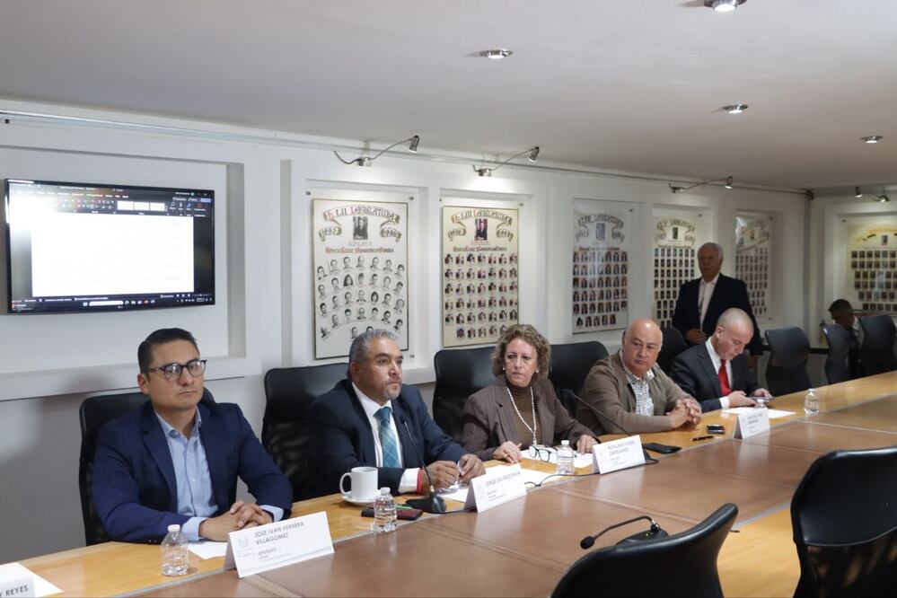 La Comisión de Bienestar sesionó en el Congreso de Puebla | Foto: Congreso del Estado de Puebla