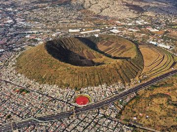 La Caldera. ¿Qué hay en el volcán apagado con dos cráteres a un costado de la México-Puebla?